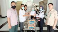 Anggota DPRD Jateng Antarkan Donasi Susu Apresiasi Tenaga Medis Garda Terdepan COVID-19