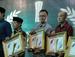 Jadi Pendorong Ekraf Anak Muda, Agung BM Raih Anugerah Jawa Pos Radar Semarang 2022