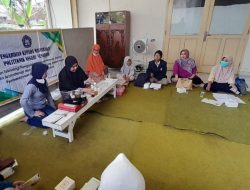 Dosen Polines Manfaatkan Minyak Jelantah Jadi Lilin Aromaterapi dan Sabun Cuci Piring