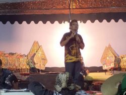 Gelar Wayang Kulit, Dewan Ajak Masyarakat Lestarikan Budaya