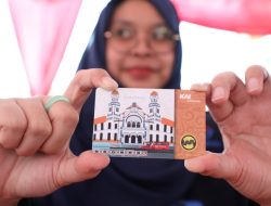 Mudahkan Layanan, Pemprov Jateng Luncurkan Metode Pembayaran BRT dengan Cara ‘Cashless’