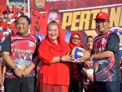 Ratusan Peserta Ikuti Liga Bola Voli Antar Kelurahan se-Kota Semarang