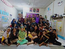 Tim Dosen FMIPA UNNES Latih Praktikum Sains untuk Anak-anak Migran Indonesia di Malaysia