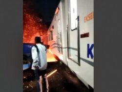Ngeri! Kereta Api Brantas Tabrakan dengan Truk di Kota Semarang Tepat Malam 1 Suro