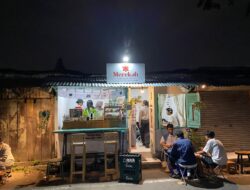 Toko Merekah, Sebuah Oase Kreativitas di Tengah Kota Semarang