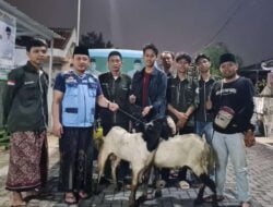 Ketum BKPRMI Jateng Berbagi Hewan Kurban 7 Sapi, 2 Kambing dan 1 Domba