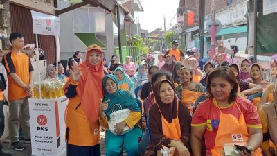 Dewan Perempuan ini Rela Blusukan Galang Dukungan Menangkan Yoyok-Joss di Pilwalkot Semarang