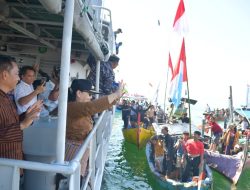 Ratusan Perahu Semarakkan Sedekah Laut Tambak Lorok, Wali Kota Agustina Apresiasi Pelestarian Budaya