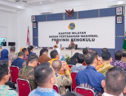 Tekankan Aturan dan Empati, Wamen ATR/BPN Beri Pembinaan Pegawai di Bengkulu