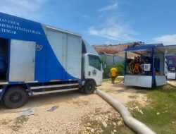 Petugas Pusdataru Siaga 24 Jam di Tanggul Terboyo: Berjuang Atasi Banjir Kaligawe di Tengah Keterbatasan Logistik