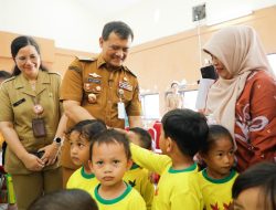 Jelang Nataru, Gubernur Jateng Gelontorkan Bantuan Pangan dan Layanan Kesehatan di Semarang