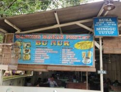 Bingung Makan Siang? Omelet Bakar Bu Nur Tembalang Jadi Penyelamat Tanggal Tua