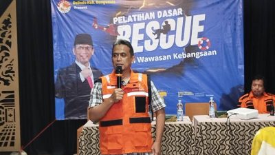 Wakil Ketua DPRD Jateng Setya Arinugroho memberikan keterangan pers mengenai mitigasi bencana La Nina.