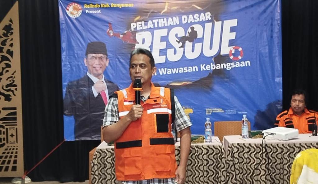 Wakil Ketua DPRD Jateng Setya Arinugroho memberikan keterangan pers mengenai mitigasi bencana La Nina.