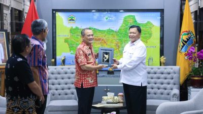 Pembangunan Giant Sea Wall Jawa Tengah 274 KM atasi banjir rob dan penurunan muka tanah Semarang.
