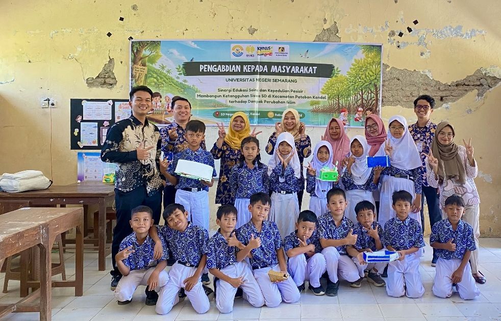 Simulasi Edukasi Kebencanaan UNNES di Kendal