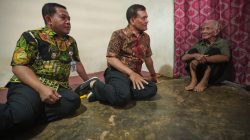 KTP Dipakai Judi Online, Bansos Lansia Buta Huruf di Pekalongan Dicoret, Gubernur Jateng Turun Tangan